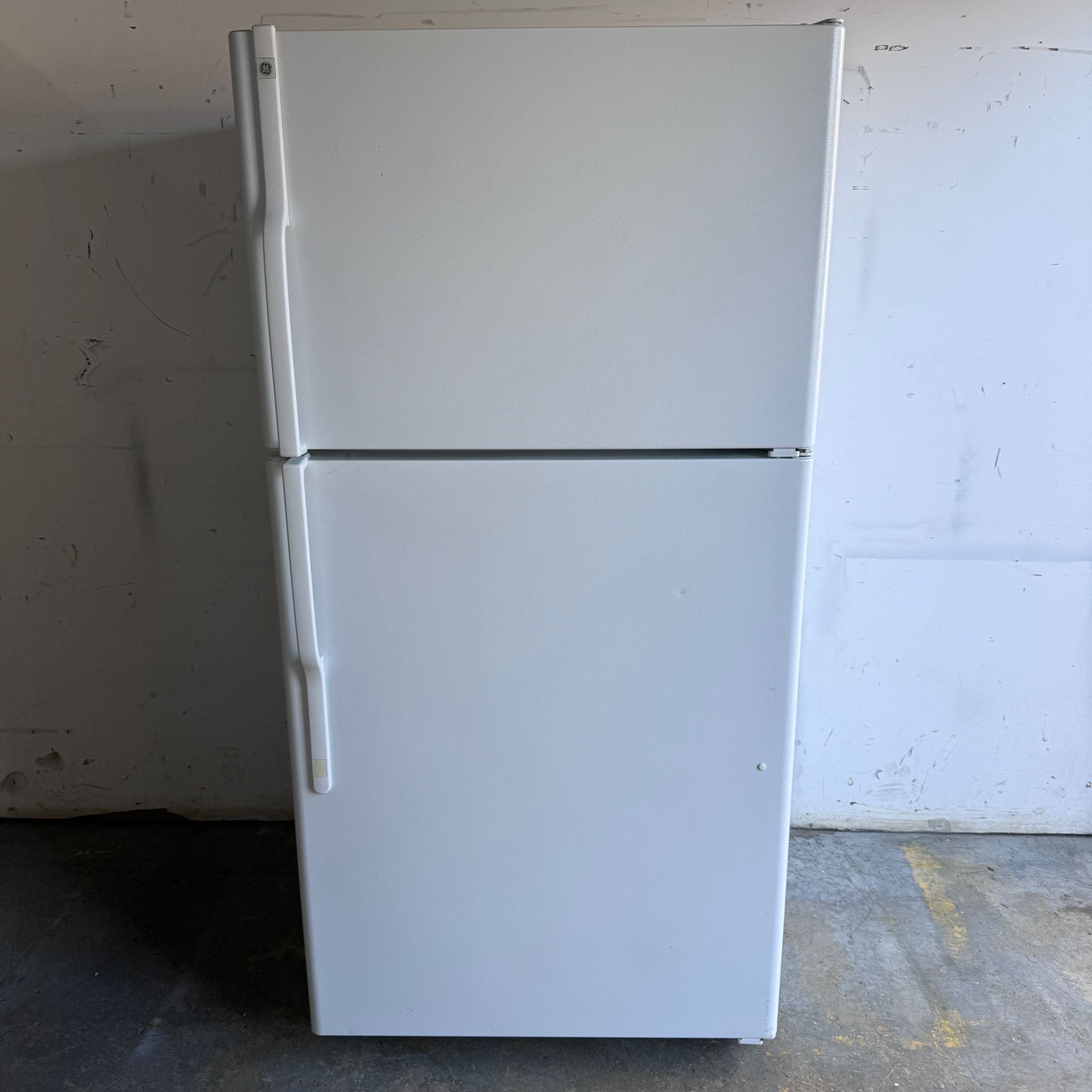 GE-Top-and-Bottom-Refrigerator GE-Top-and-Bottom-Refrigerator